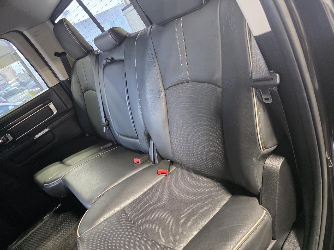 RAM 1500 4WD Crew Cab 149" Laramie Limited 2015