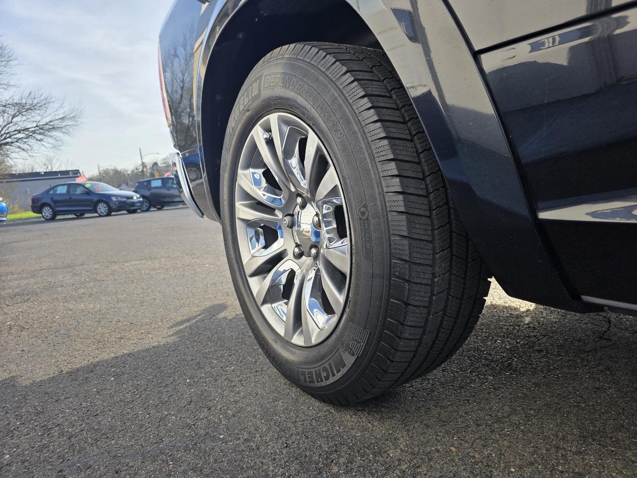 RAM 1500 4WD Crew Cab 149" Laramie Limited 2015