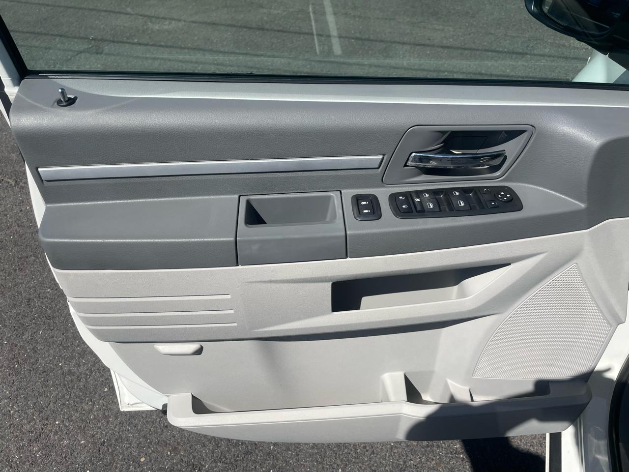 Dodge Grand Caravan SXT 2008