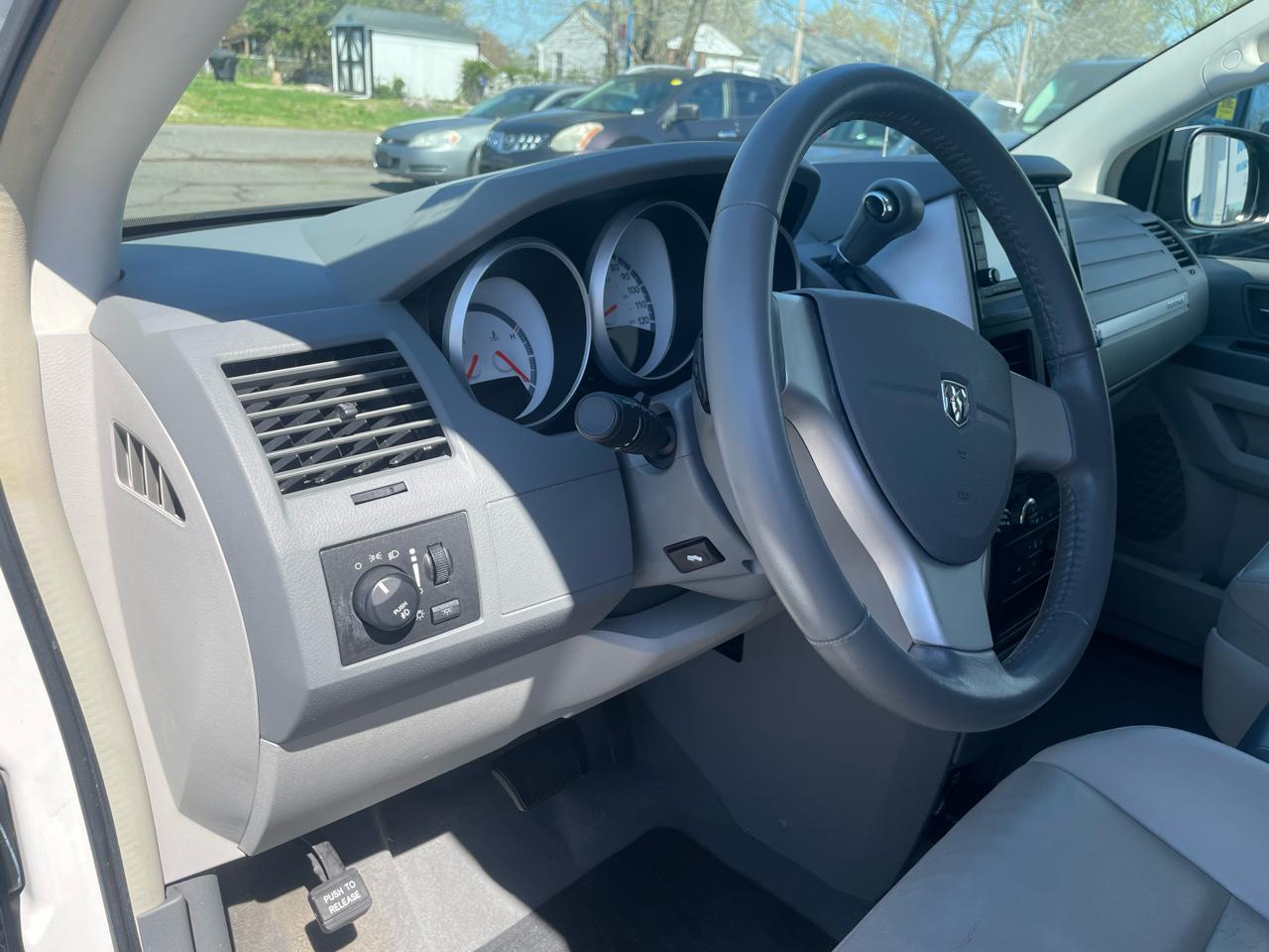 Dodge Grand Caravan SXT 2008