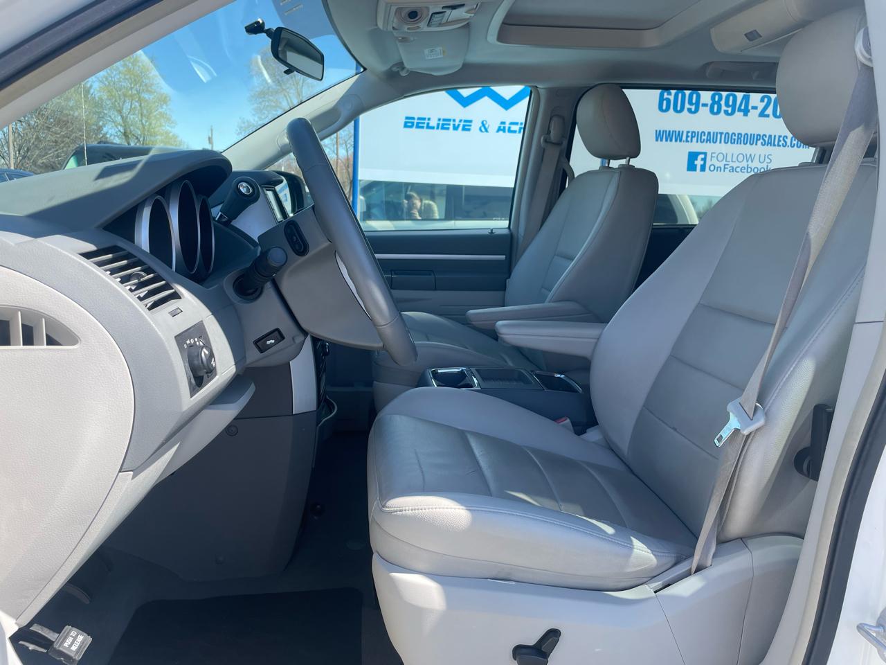 Dodge Grand Caravan SXT 2008