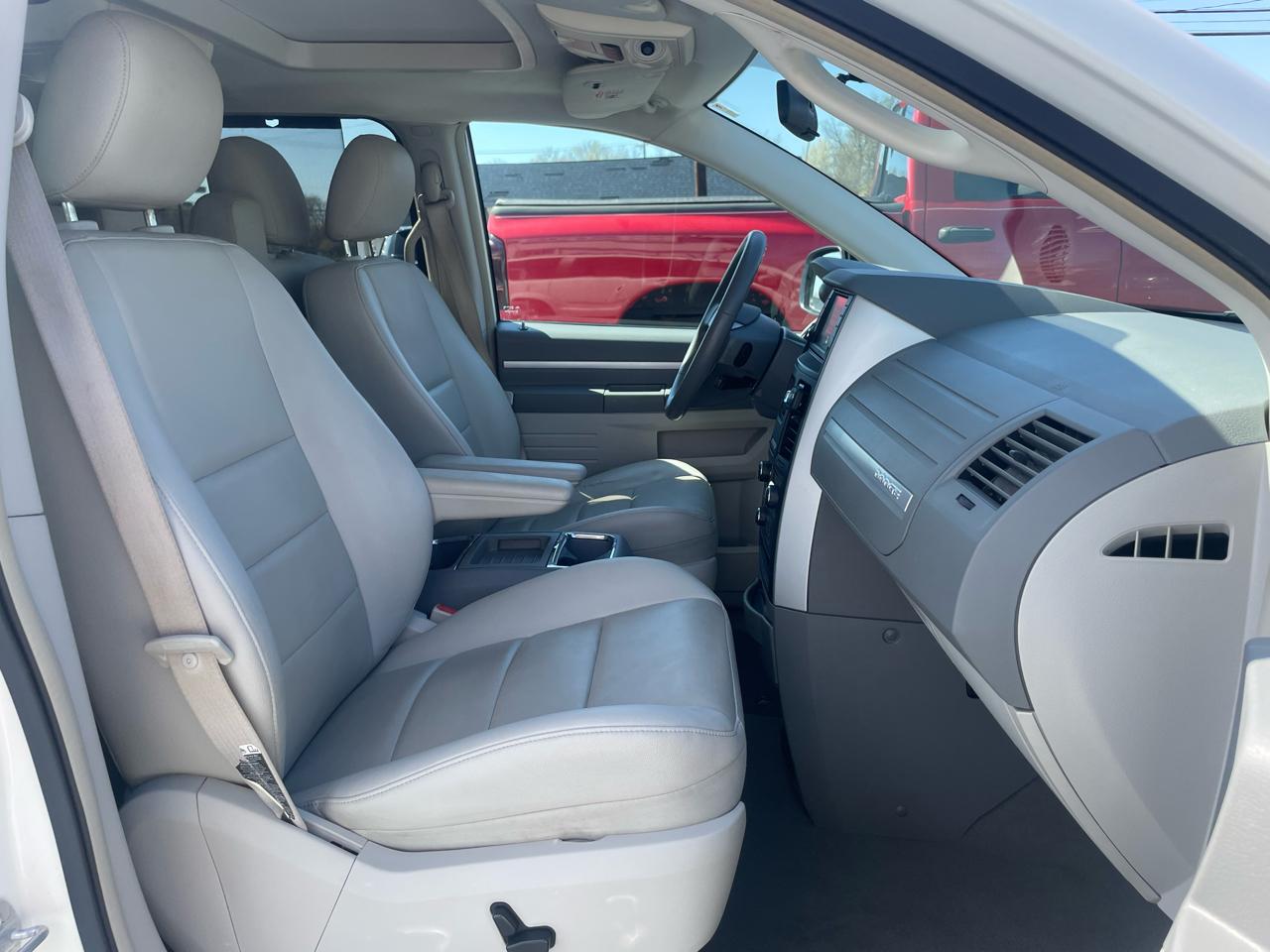 Dodge Grand Caravan SXT 2008