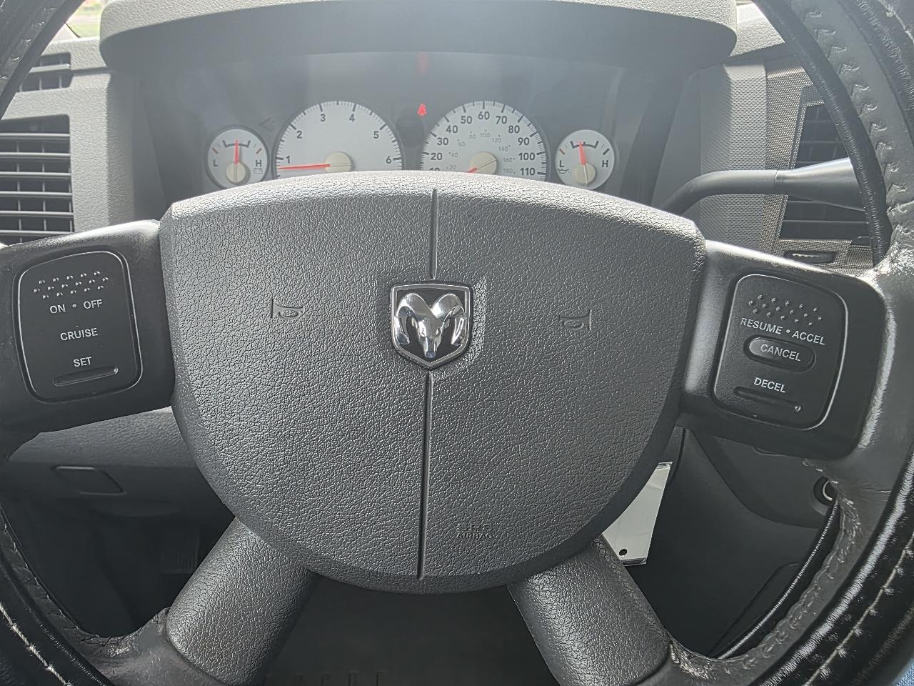 Dodge Ram 1500 4WD Quad Cab 140.5" Sport 2008