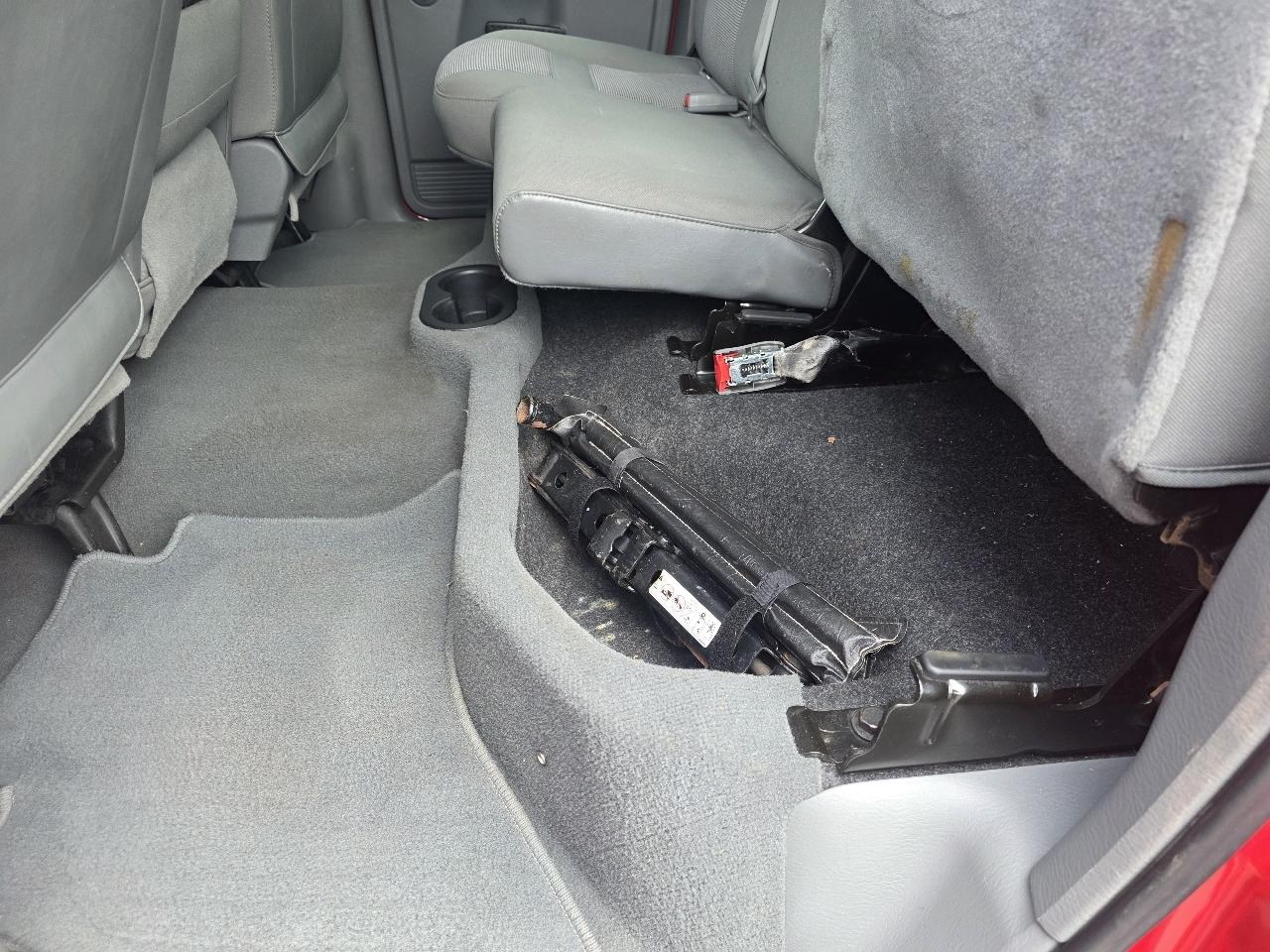 Dodge Ram 1500 4WD Quad Cab 140.5" Sport 2008