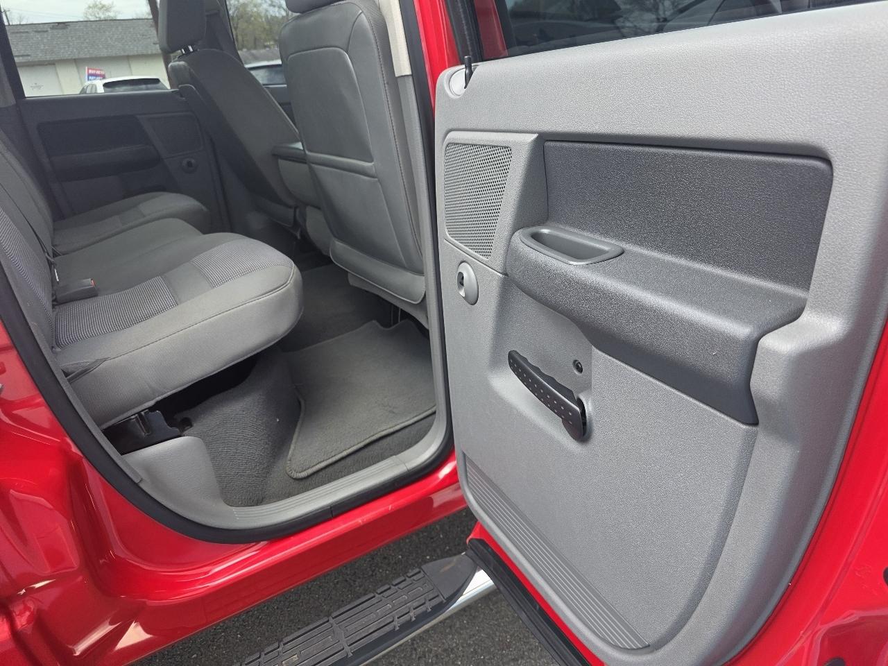 Dodge Ram 1500 4WD Quad Cab 140.5" Sport 2008