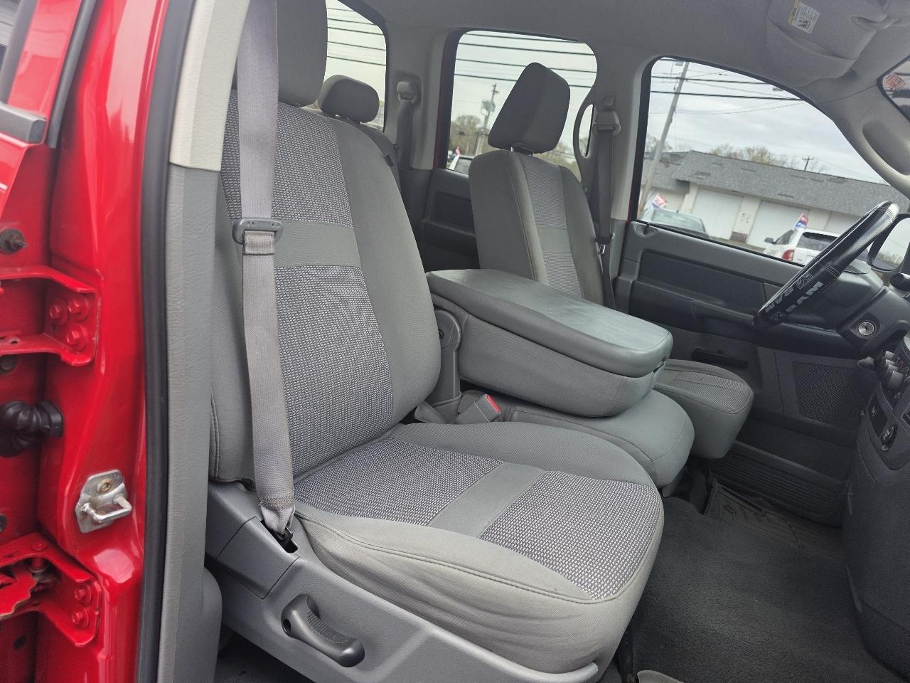 Dodge Ram 1500 4WD Quad Cab 140.5" Sport 2008