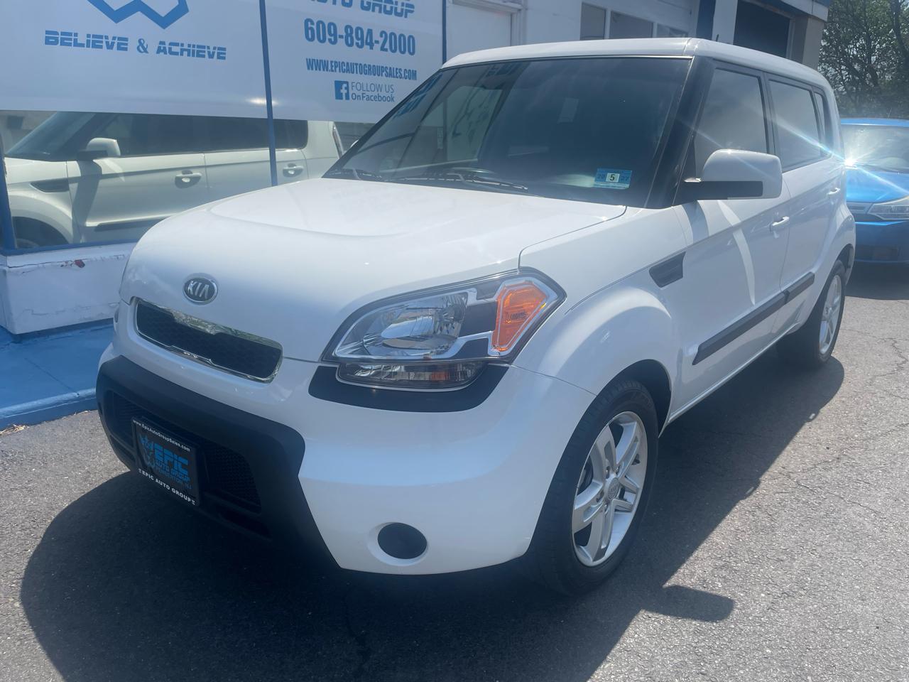 Kia Soul + 2011