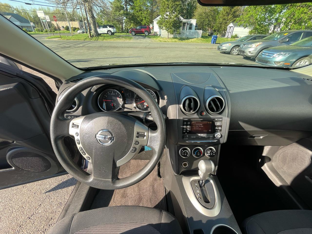 Nissan Rogue S AWD 2011