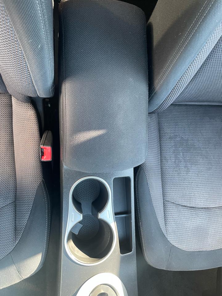 Nissan Rogue S AWD 2011