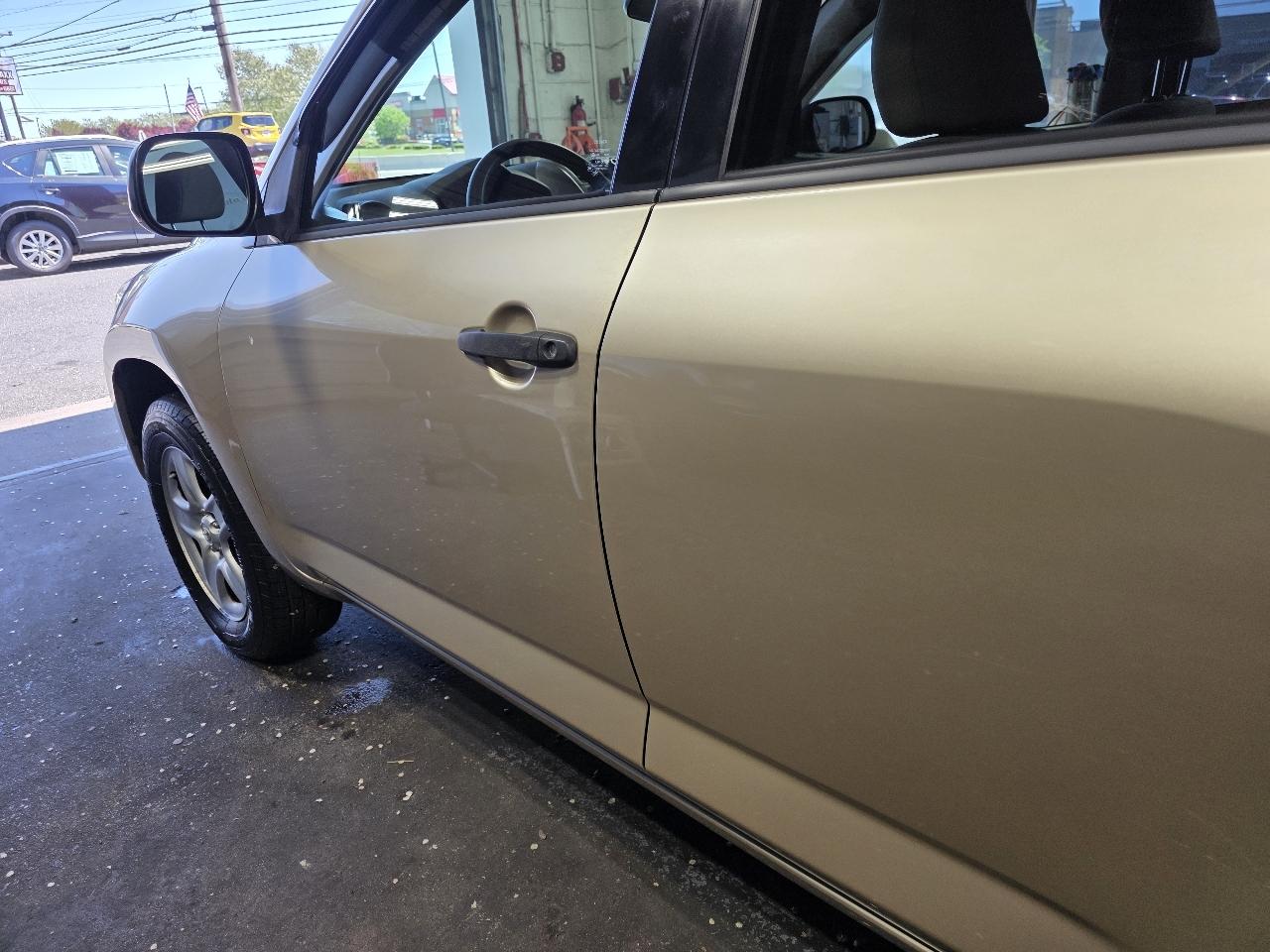 Toyota RAV4 Base I4 4WD 2009