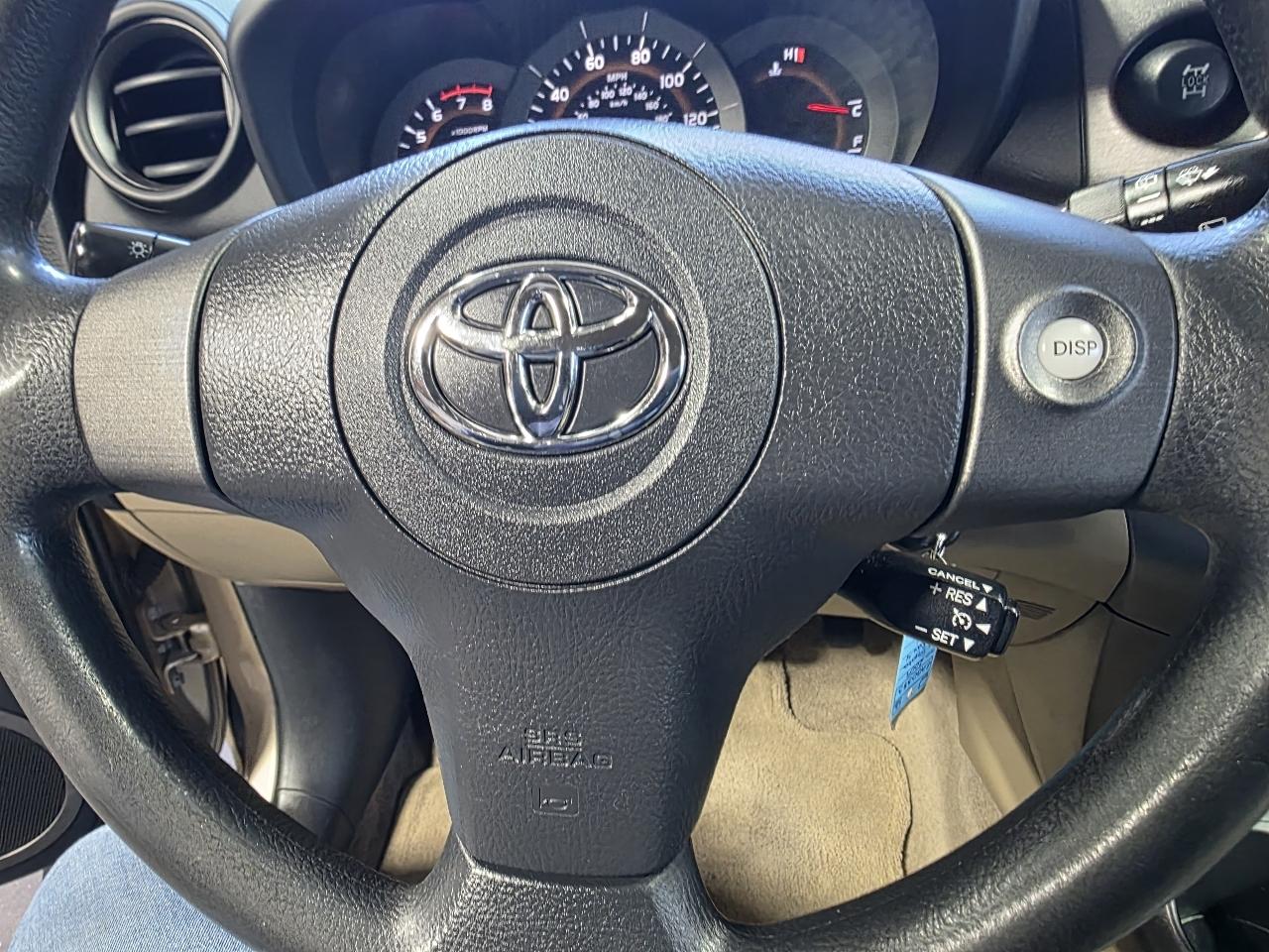 Toyota RAV4 Base I4 4WD 2009