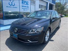 2017 Volkswagen Passat 