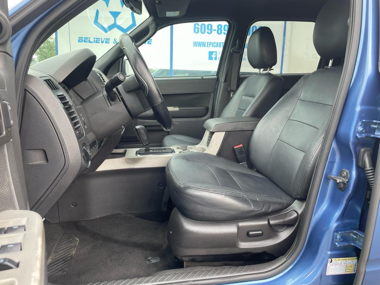 Ford Escape XLT FWD I4 2009
