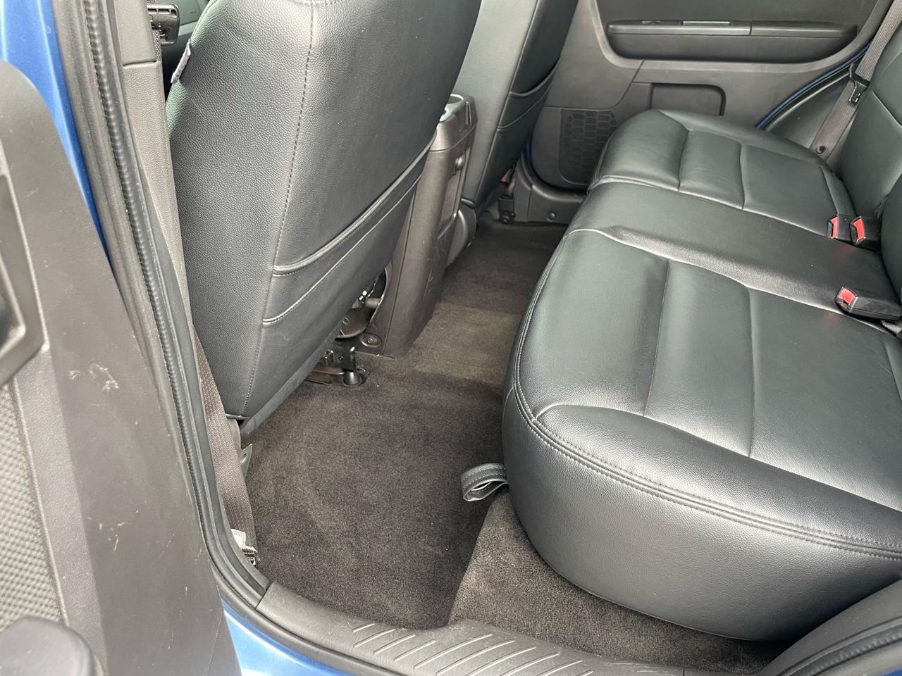 Ford Escape XLT FWD I4 2009