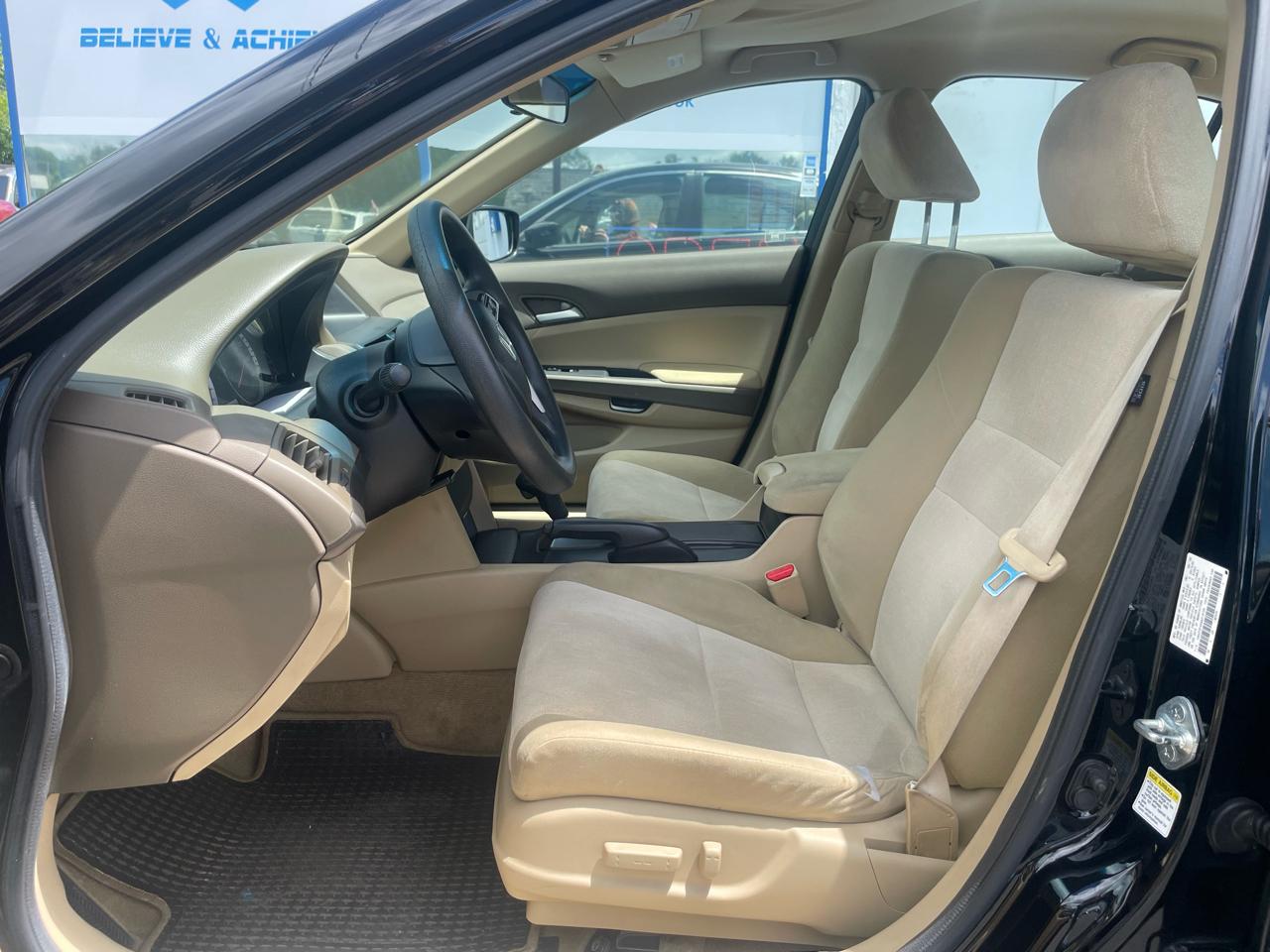 Honda Accord LX-P Sedan AT 2010