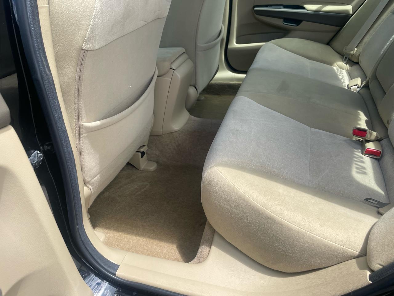 Honda Accord LX-P Sedan AT 2010