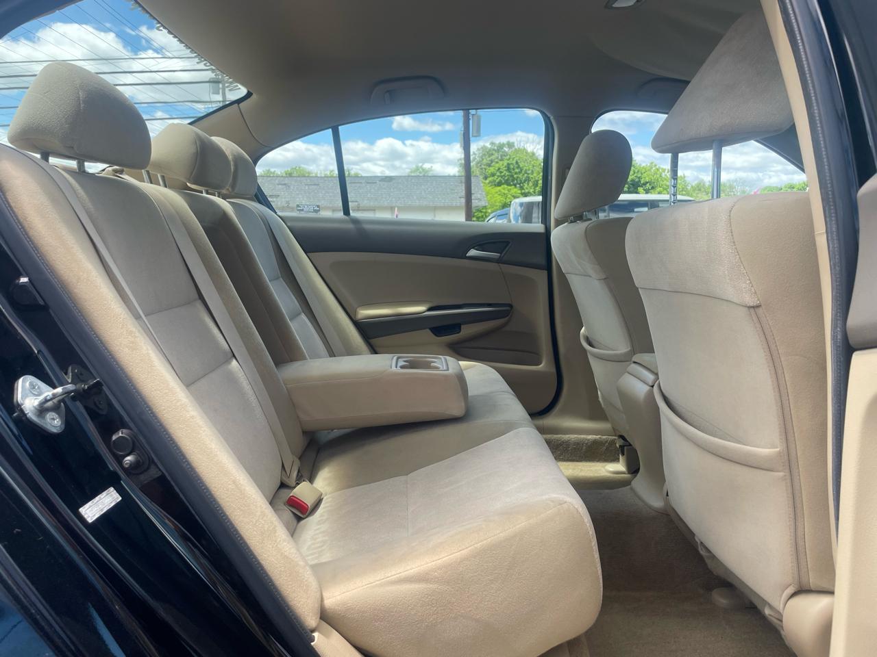 Honda Accord LX-P Sedan AT 2010