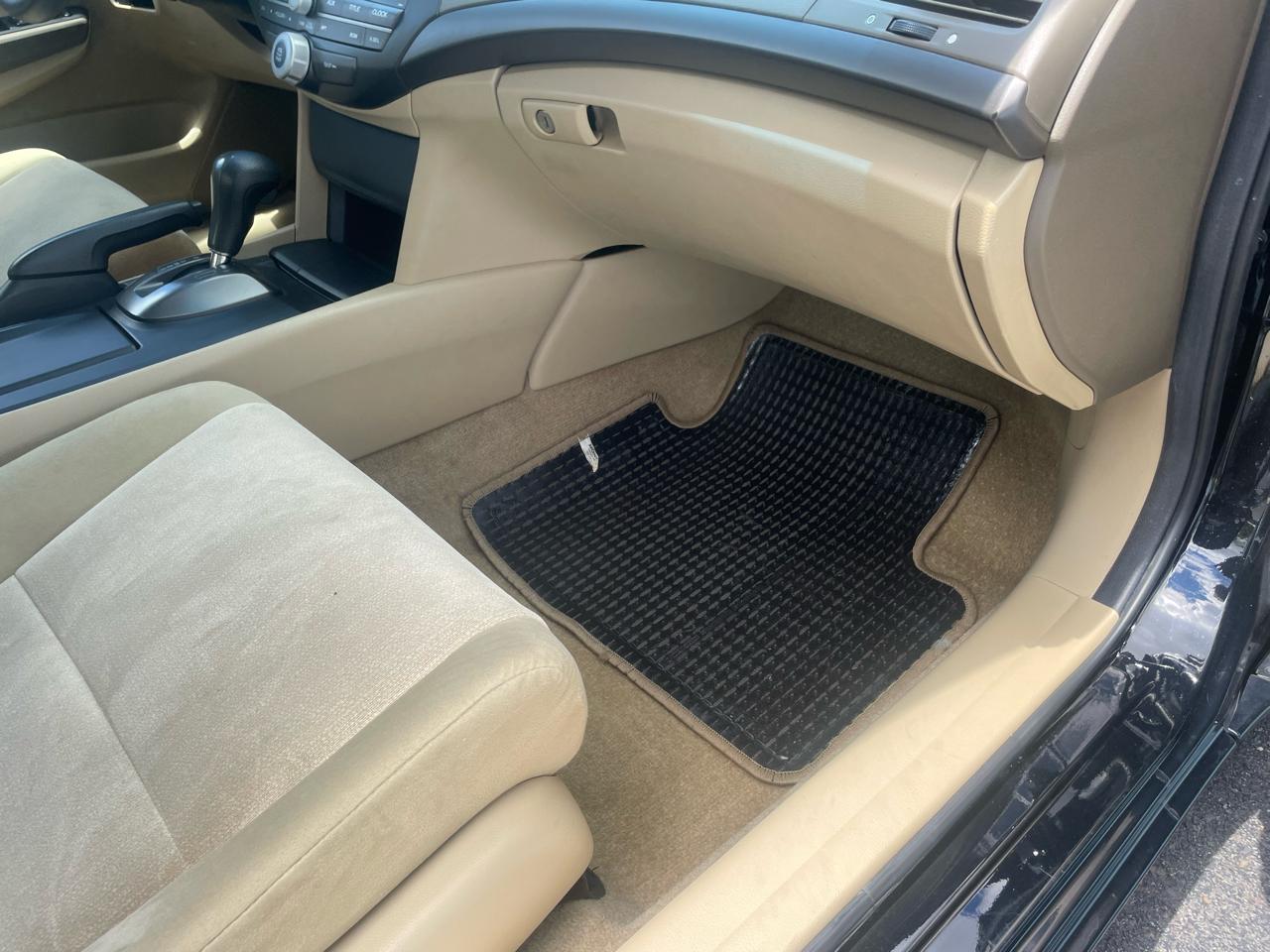 Honda Accord LX-P Sedan AT 2010