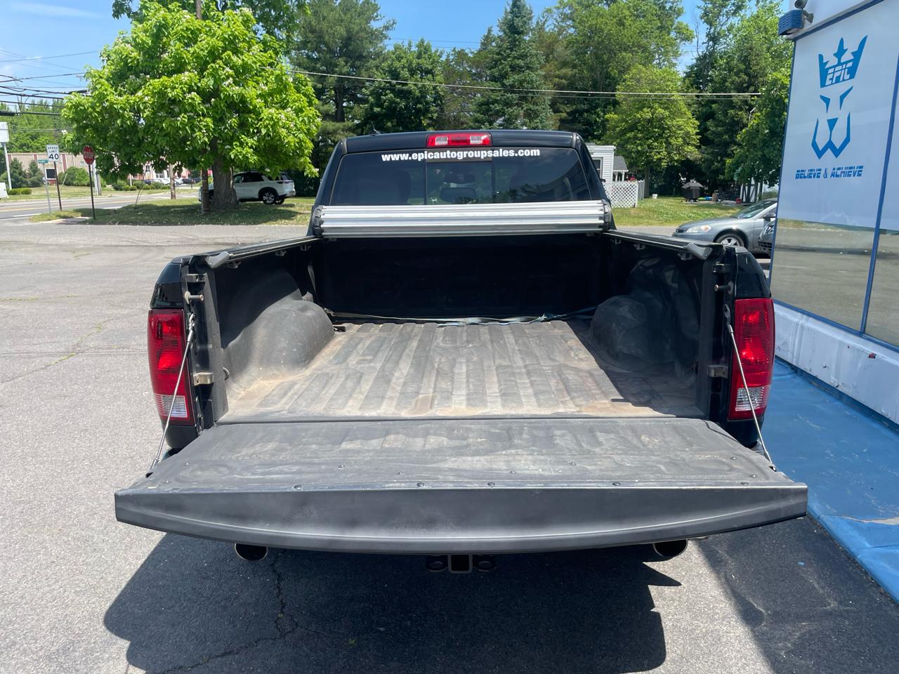 RAM 1500 4WD Quad Cab 140.5" Big Horn 2014