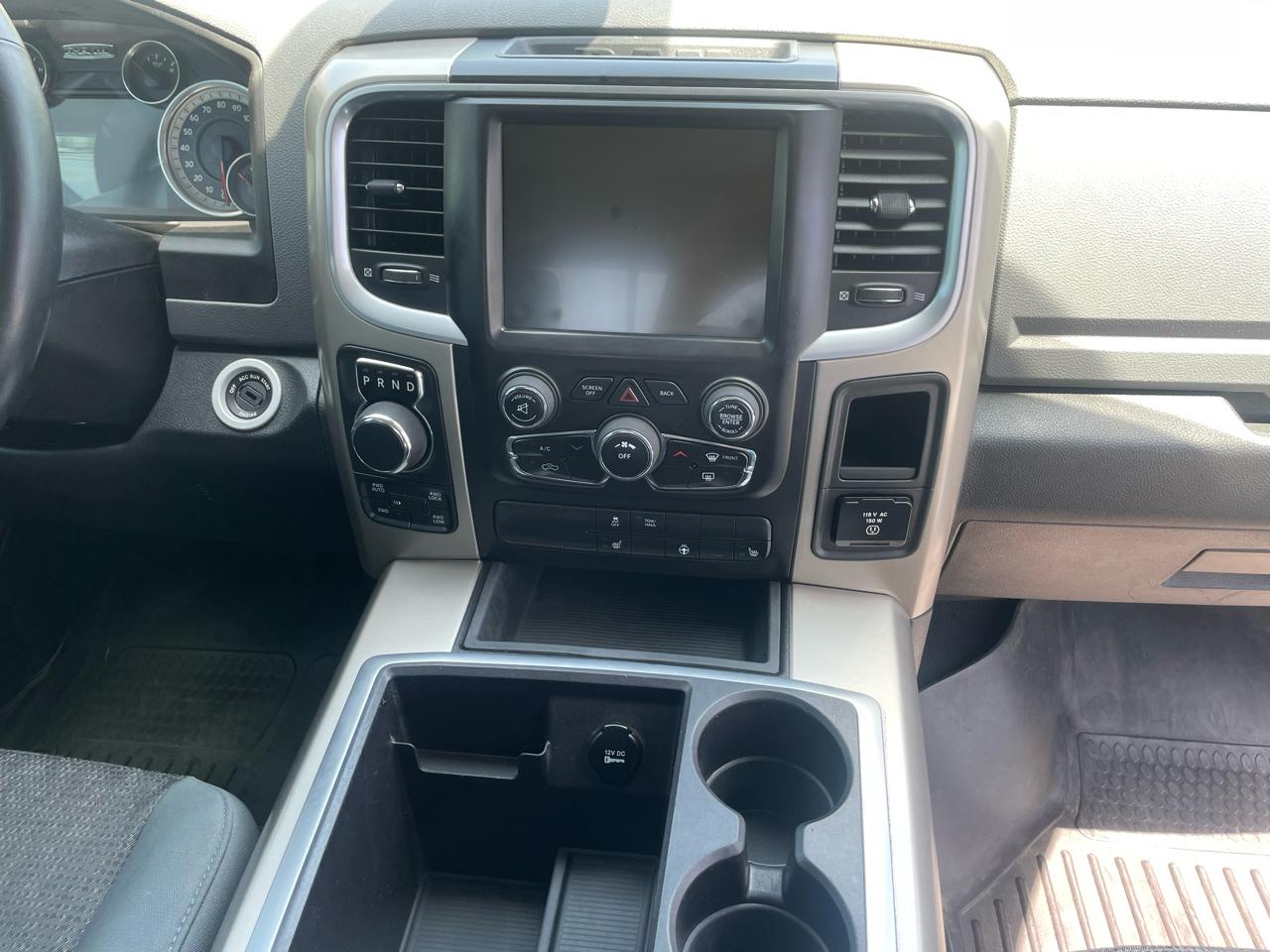 RAM 1500 4WD Quad Cab 140.5" Big Horn 2014