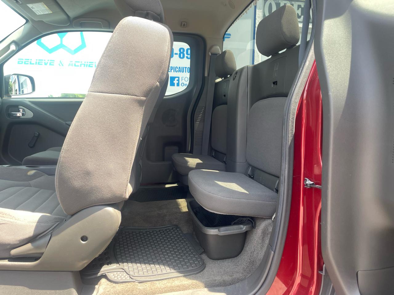 Nissan Frontier S Crew Cab 2WD 2014