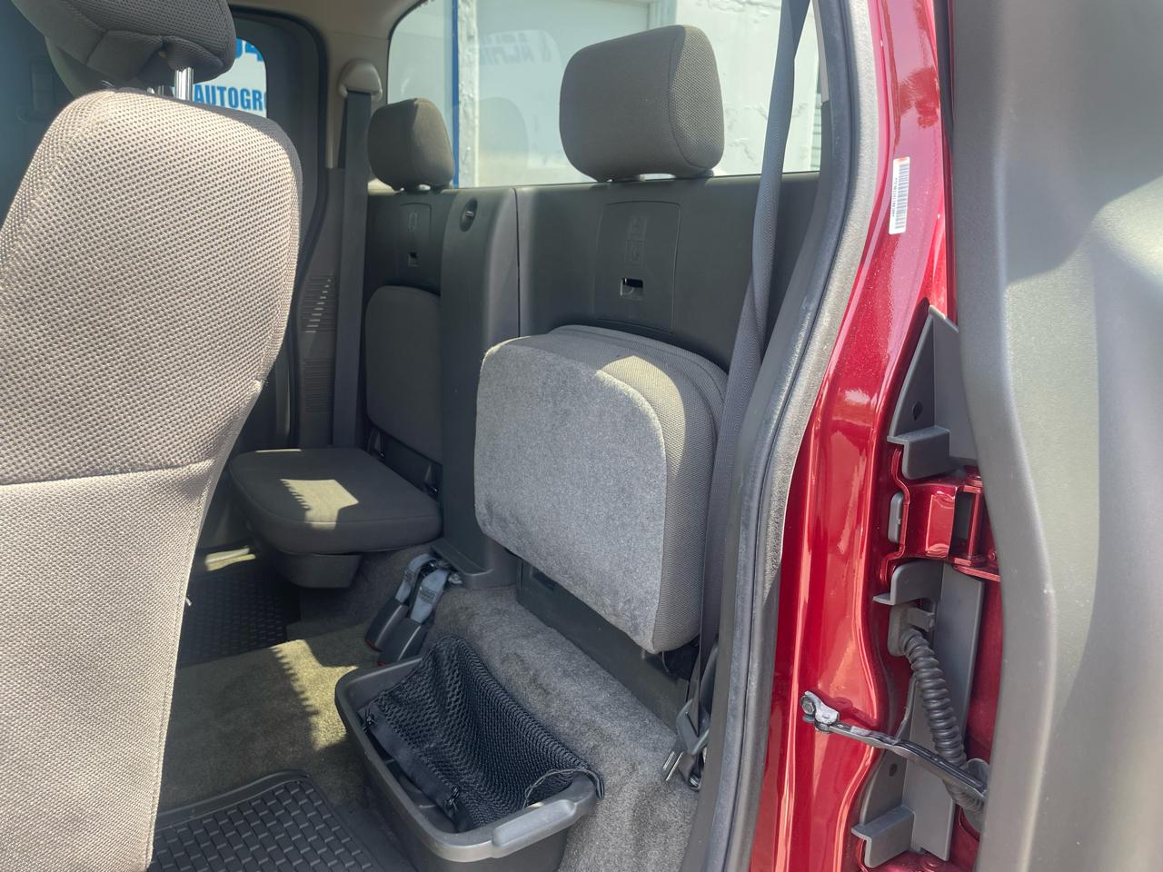 Nissan Frontier S Crew Cab 2WD 2014
