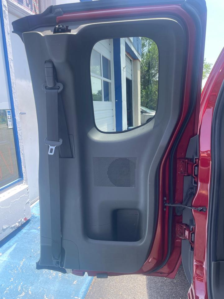 Nissan Frontier S Crew Cab 2WD 2014