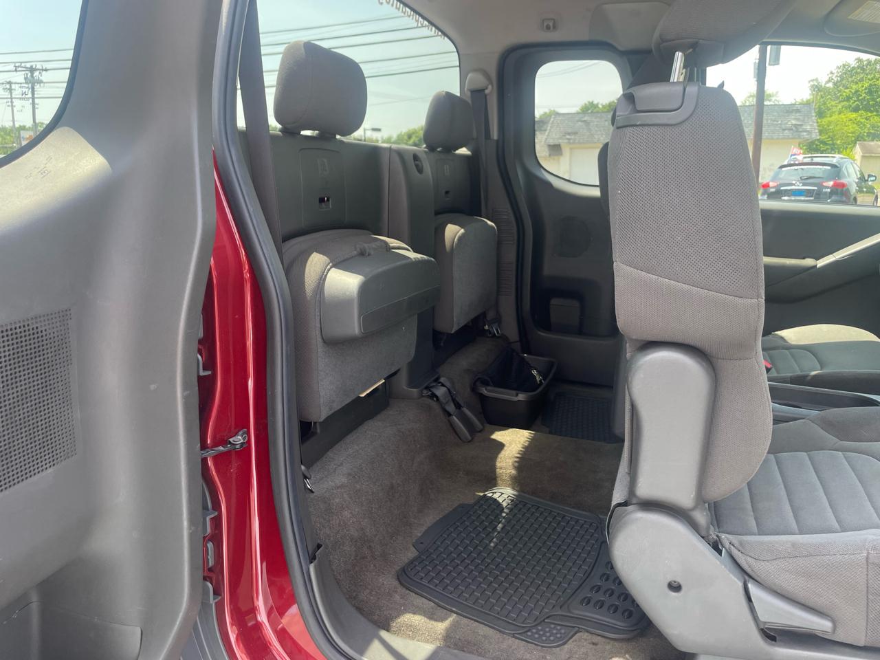 Nissan Frontier S Crew Cab 2WD 2014