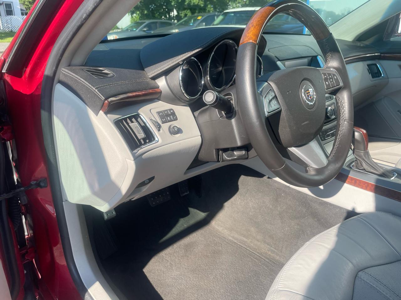 Cadillac CTS Luxury AWD 2012