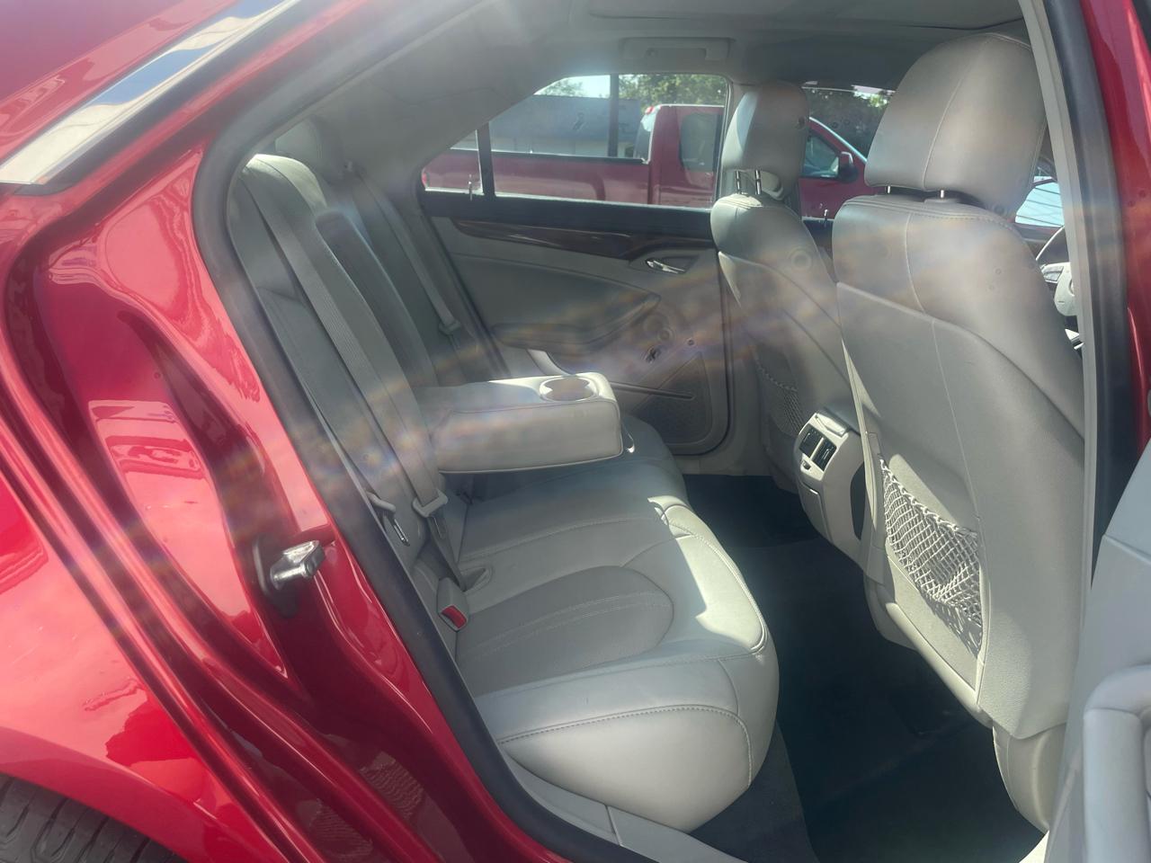 Cadillac CTS Luxury AWD 2012