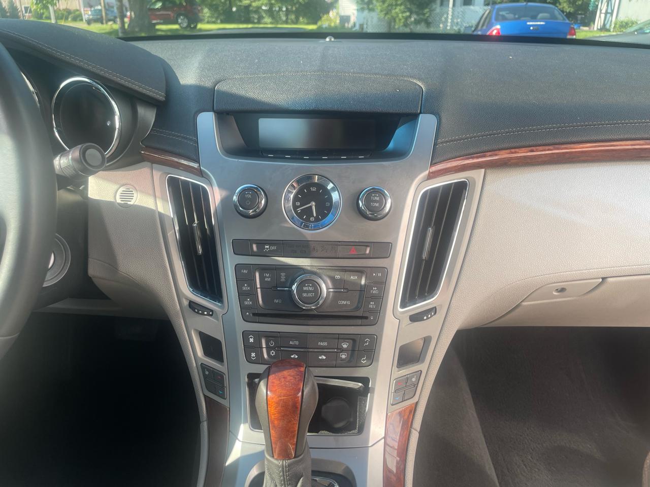 Cadillac CTS Luxury AWD 2012