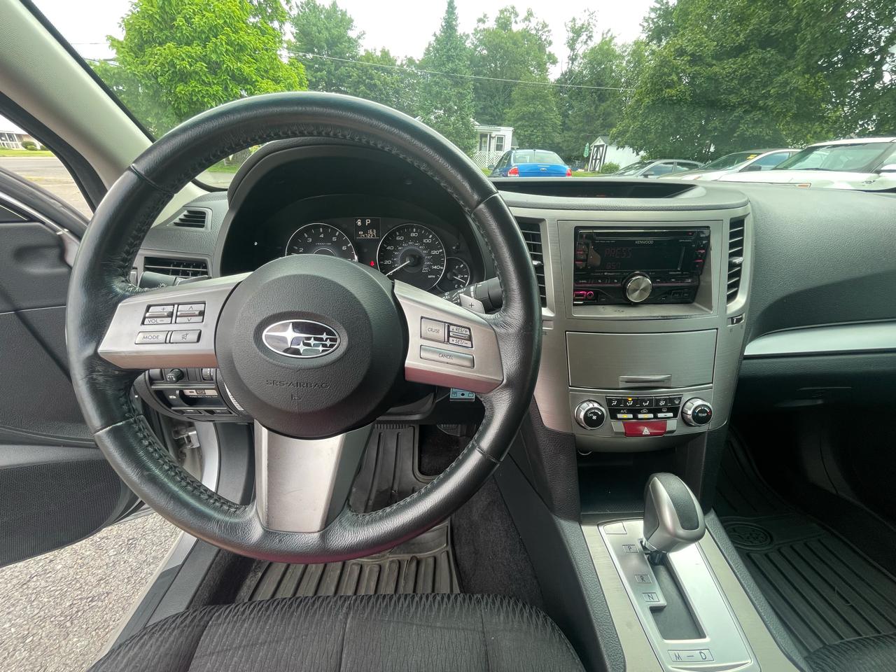 Subaru Legacy 2.5i Premium 2010
