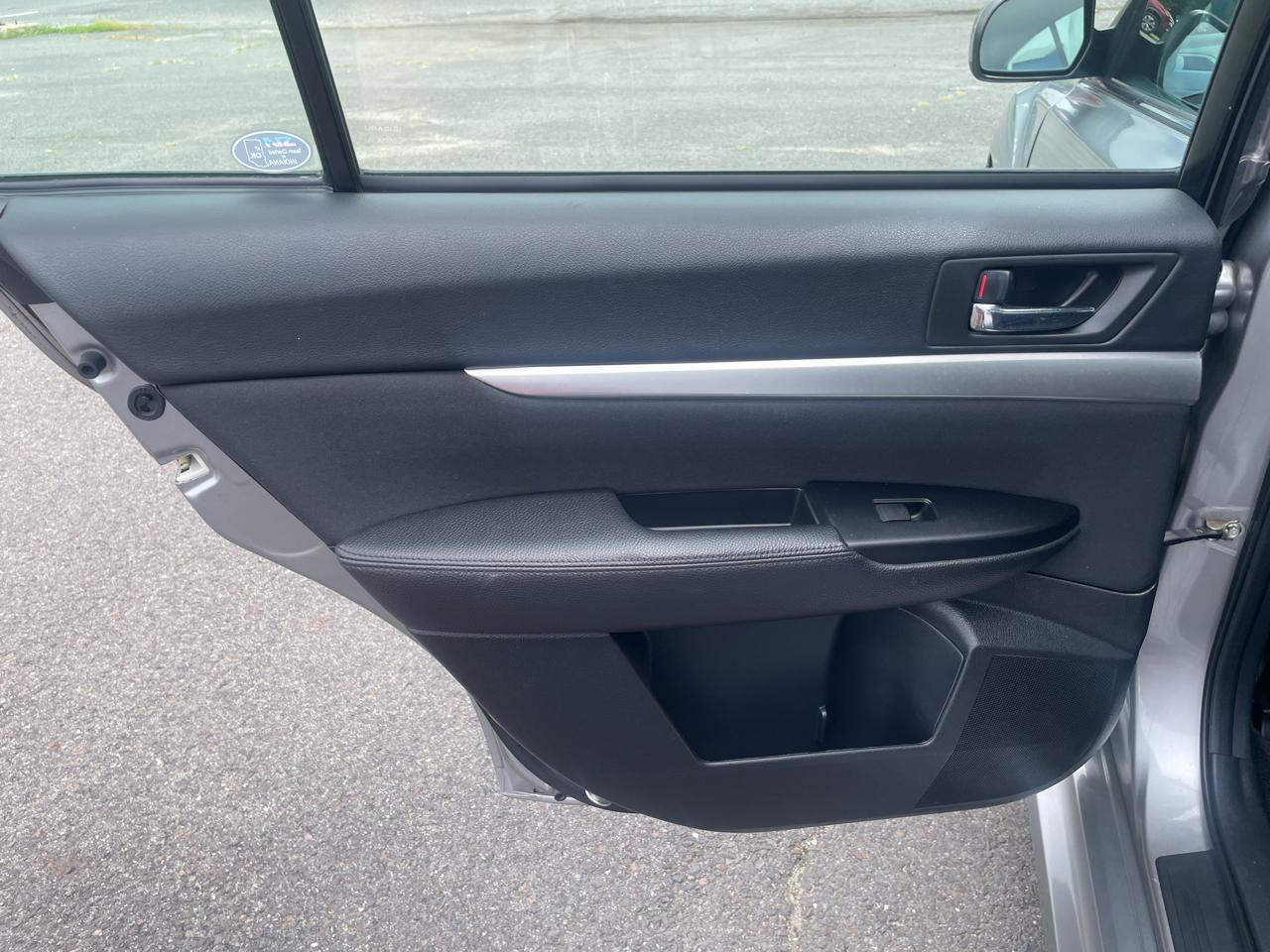 Subaru Legacy 2.5i Premium 2010