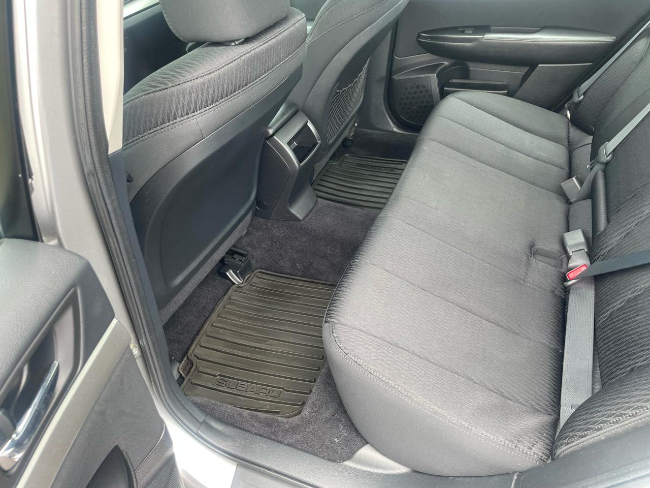 Subaru Legacy 2.5i Premium 2010