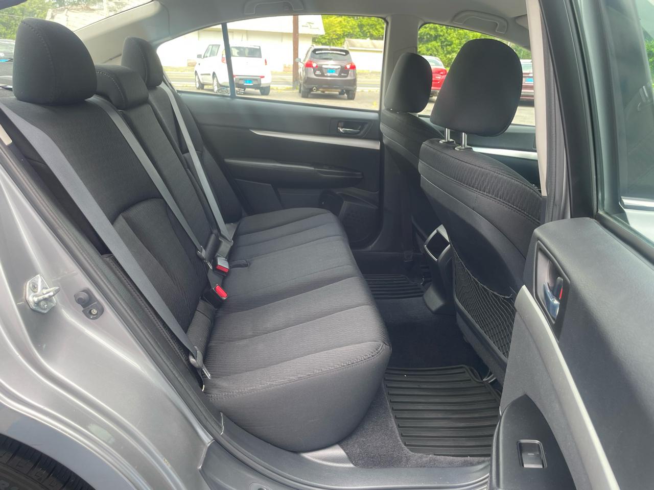 Subaru Legacy 2.5i Premium 2010