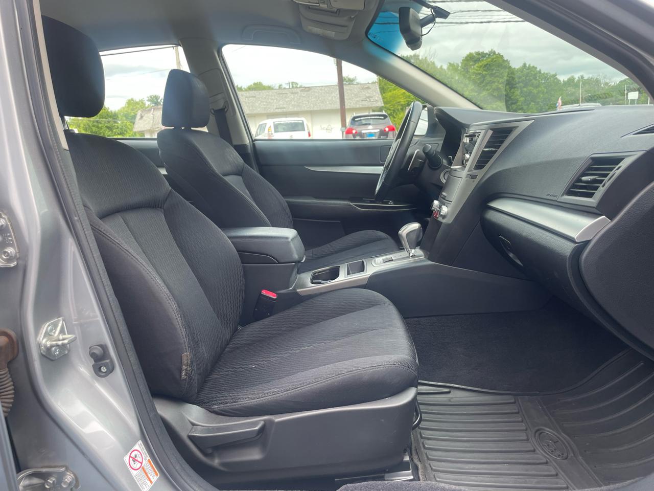 Subaru Legacy 2.5i Premium 2010