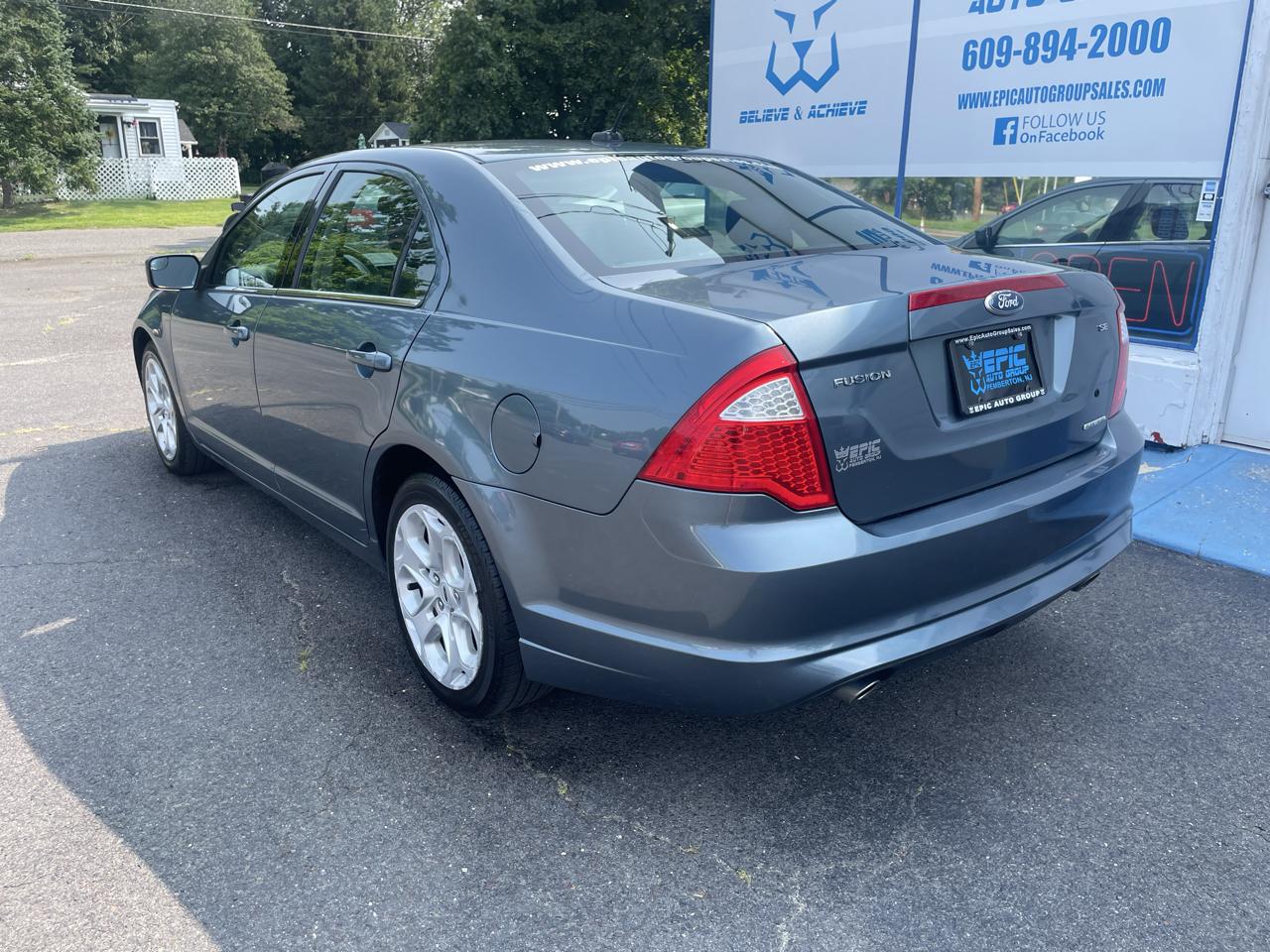 Ford Fusion V6 SE 2011
