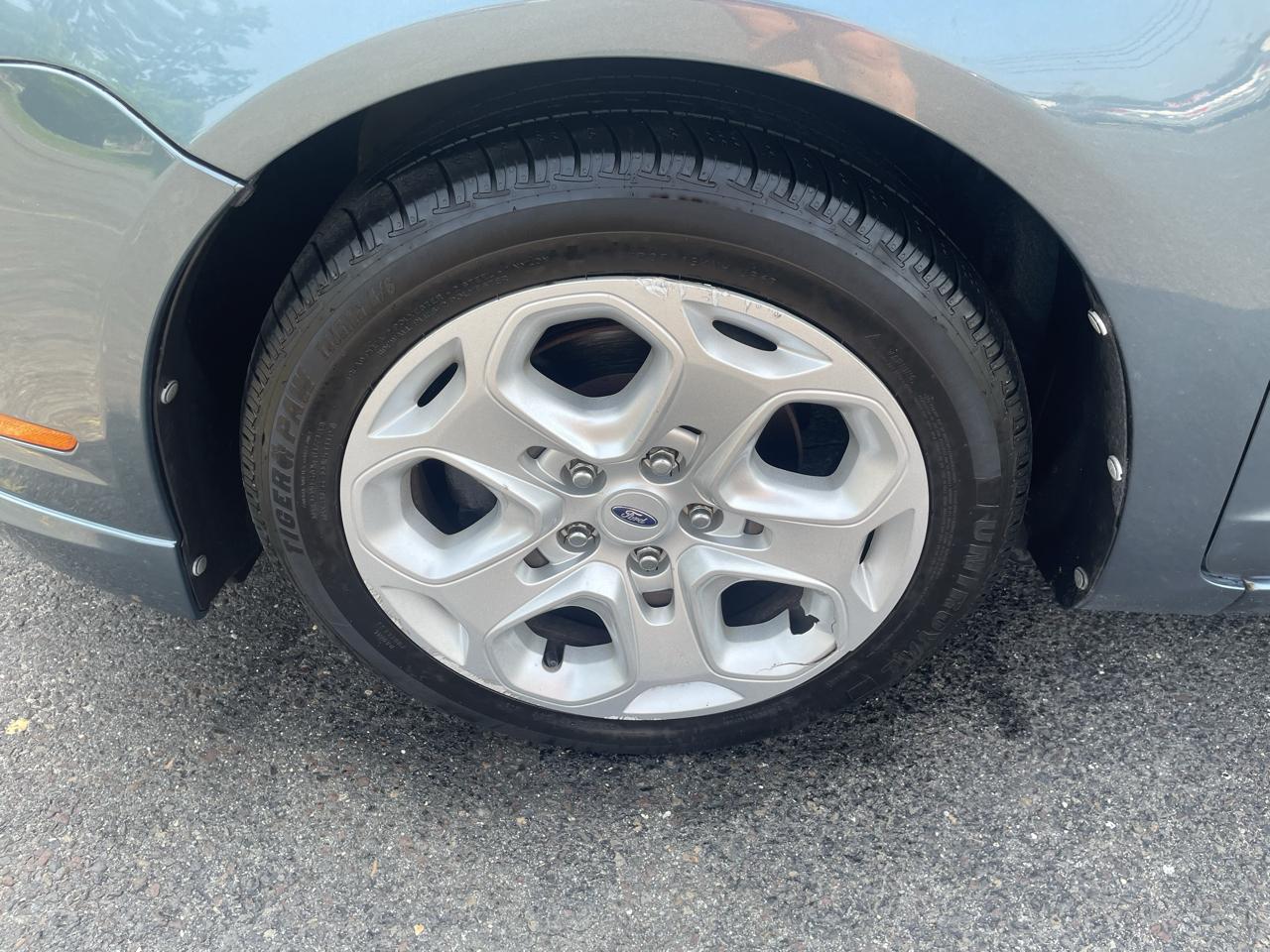 Ford Fusion V6 SE 2011