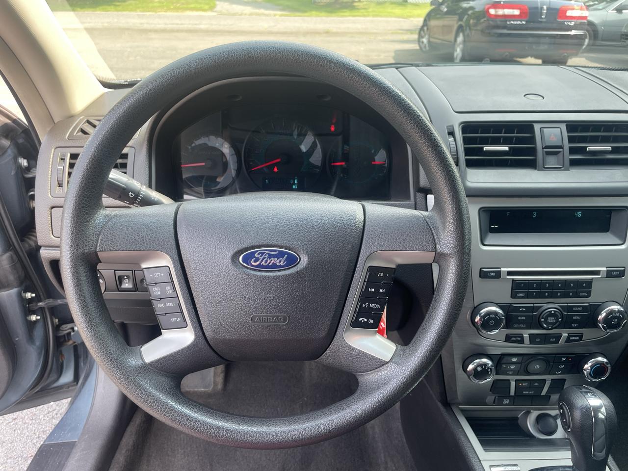 Ford Fusion V6 SE 2011
