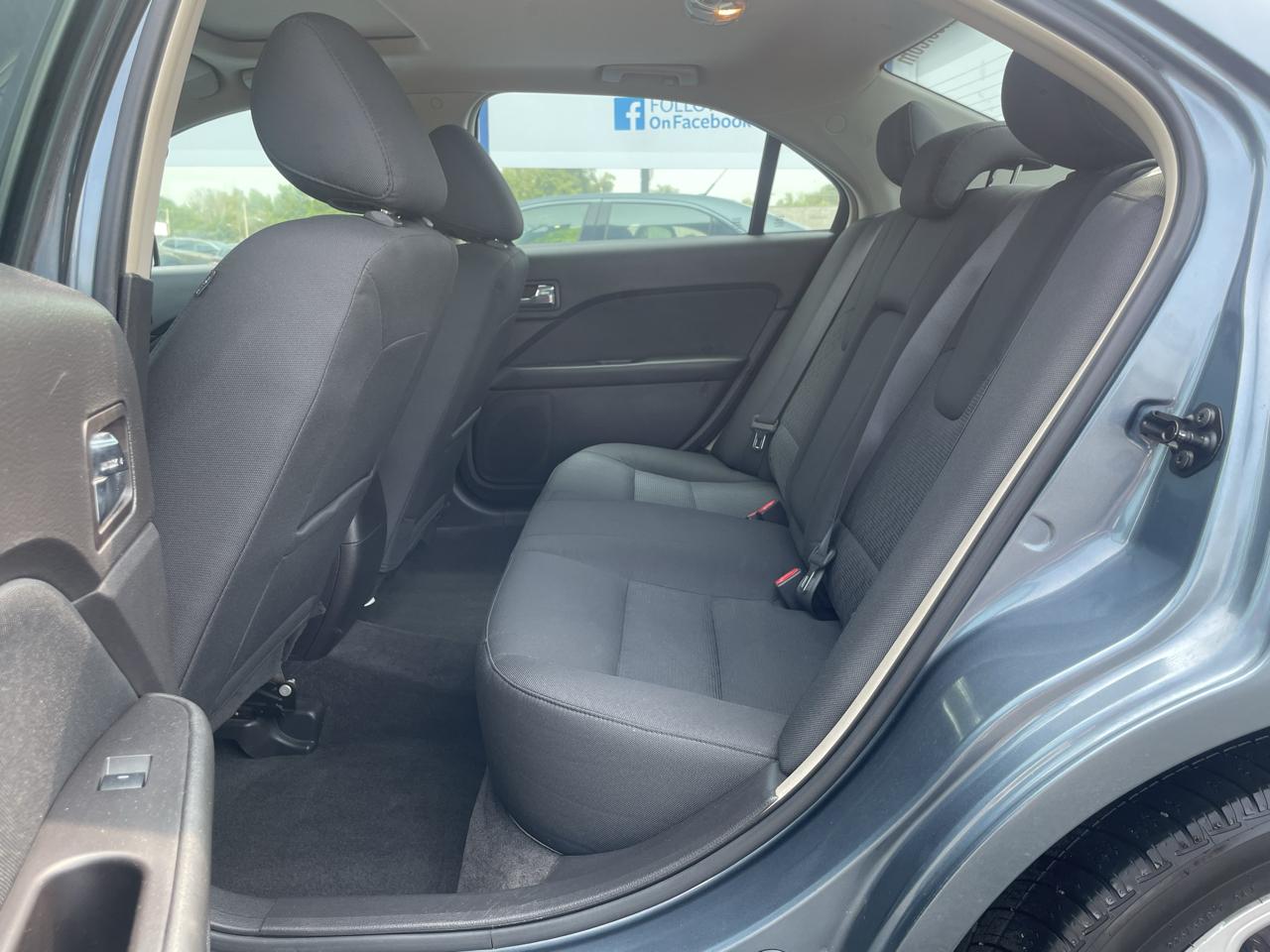 Ford Fusion V6 SE 2011
