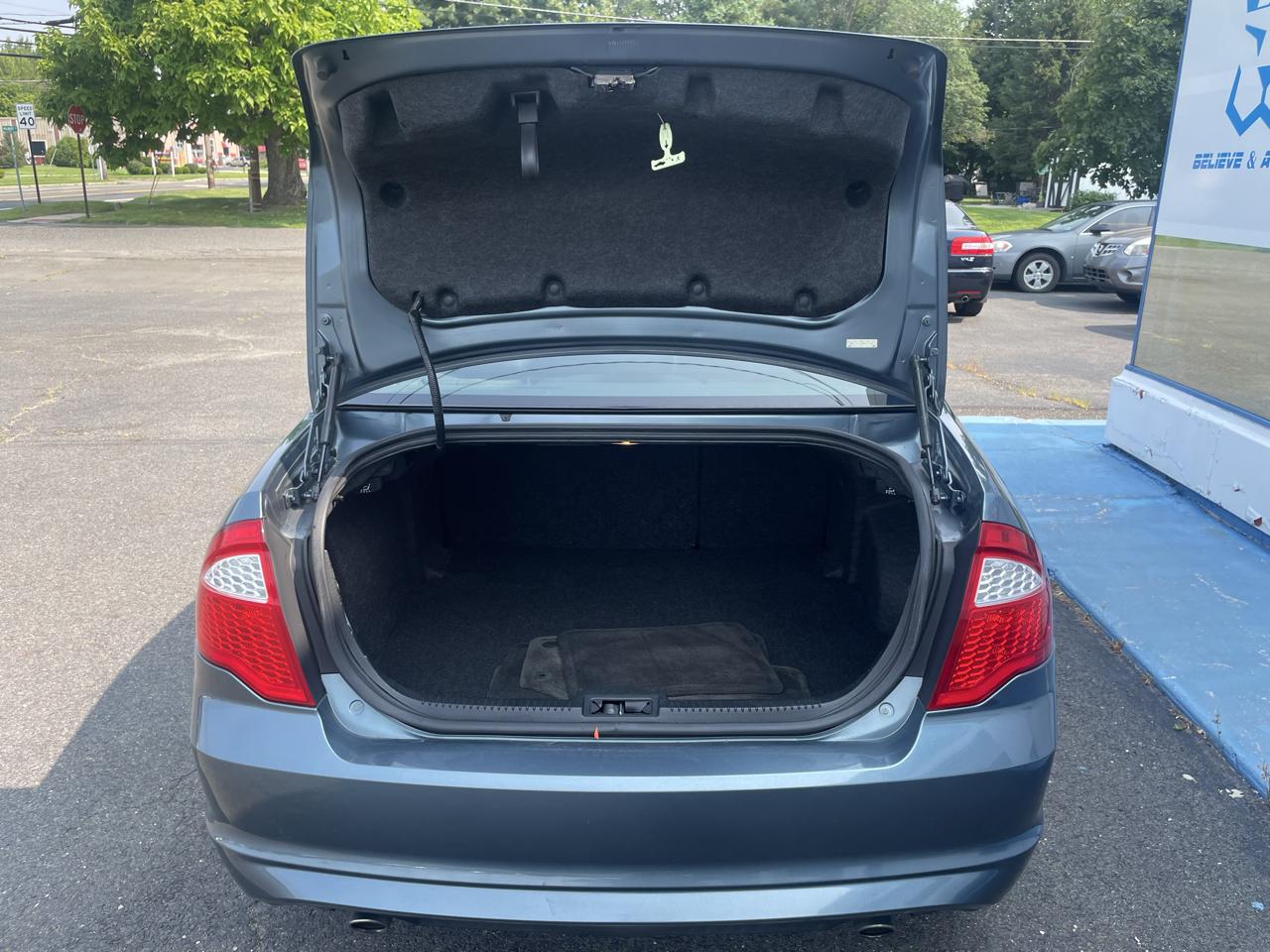 Ford Fusion V6 SE 2011