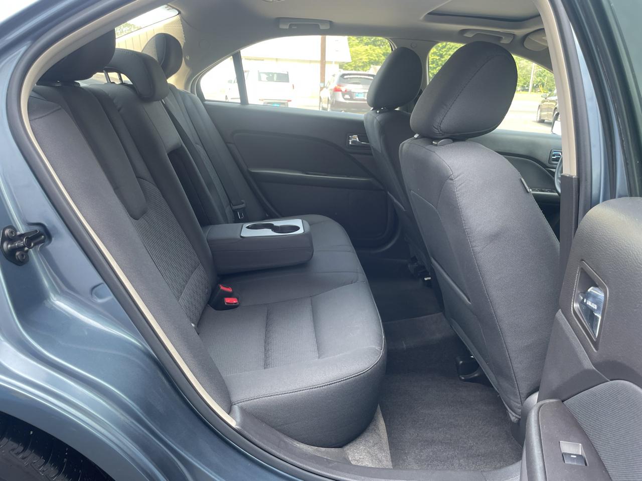 Ford Fusion V6 SE 2011