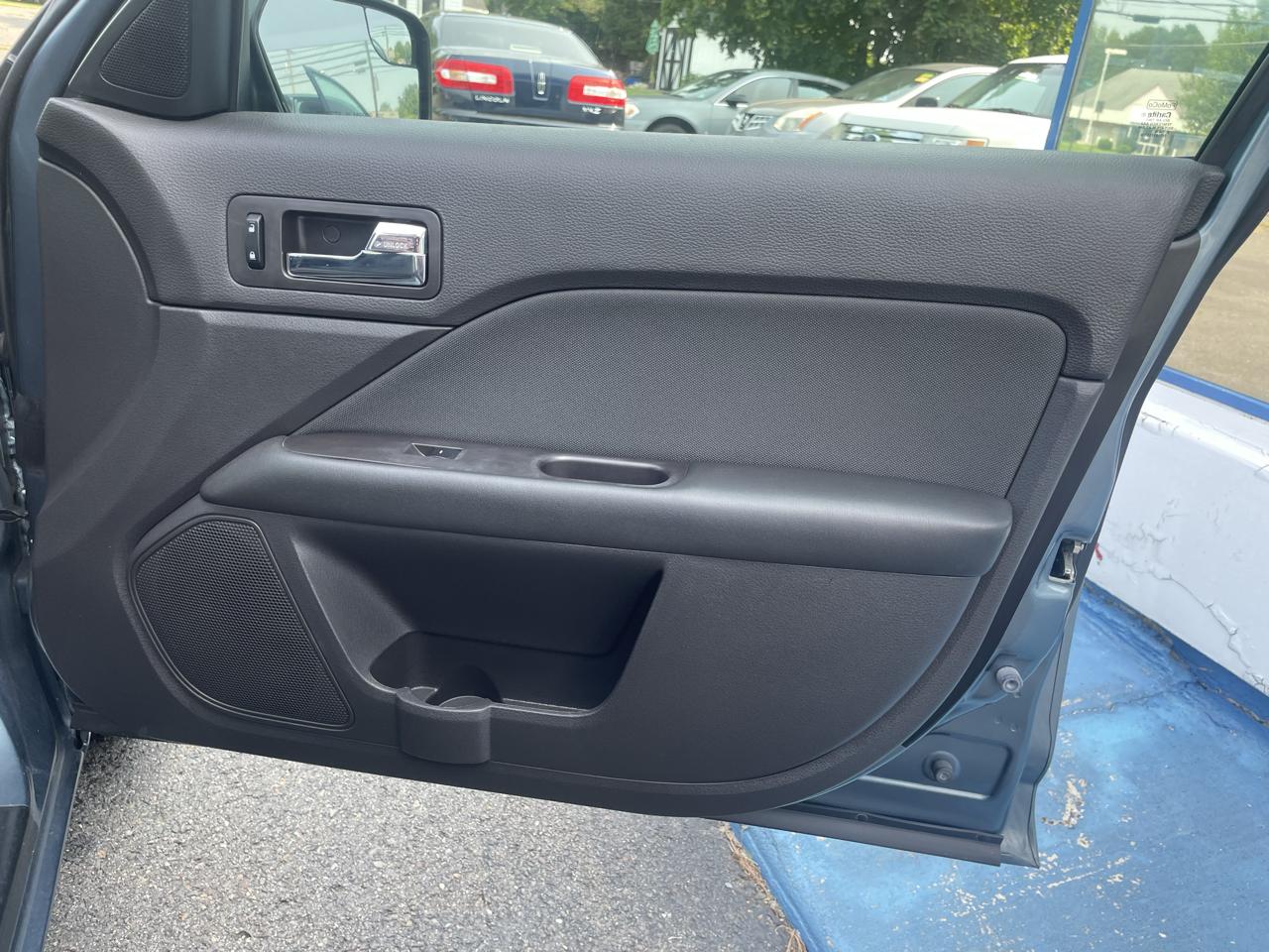 Ford Fusion V6 SE 2011