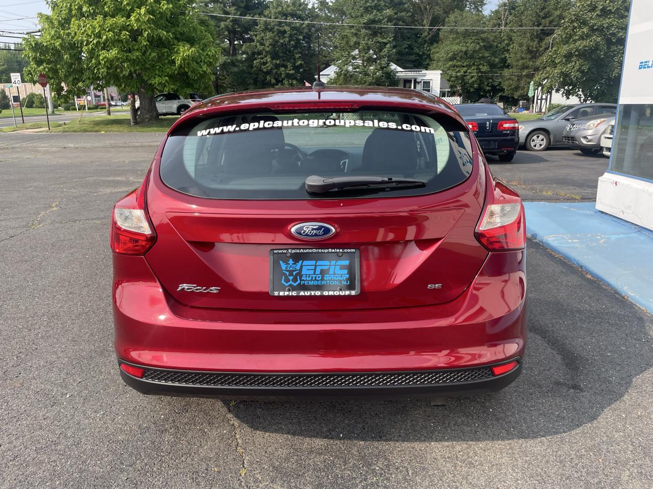 Ford Focus SE Hatch 2013