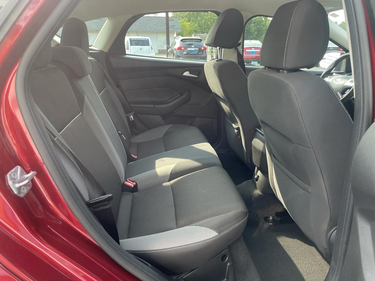 Ford Focus SE Hatch 2013