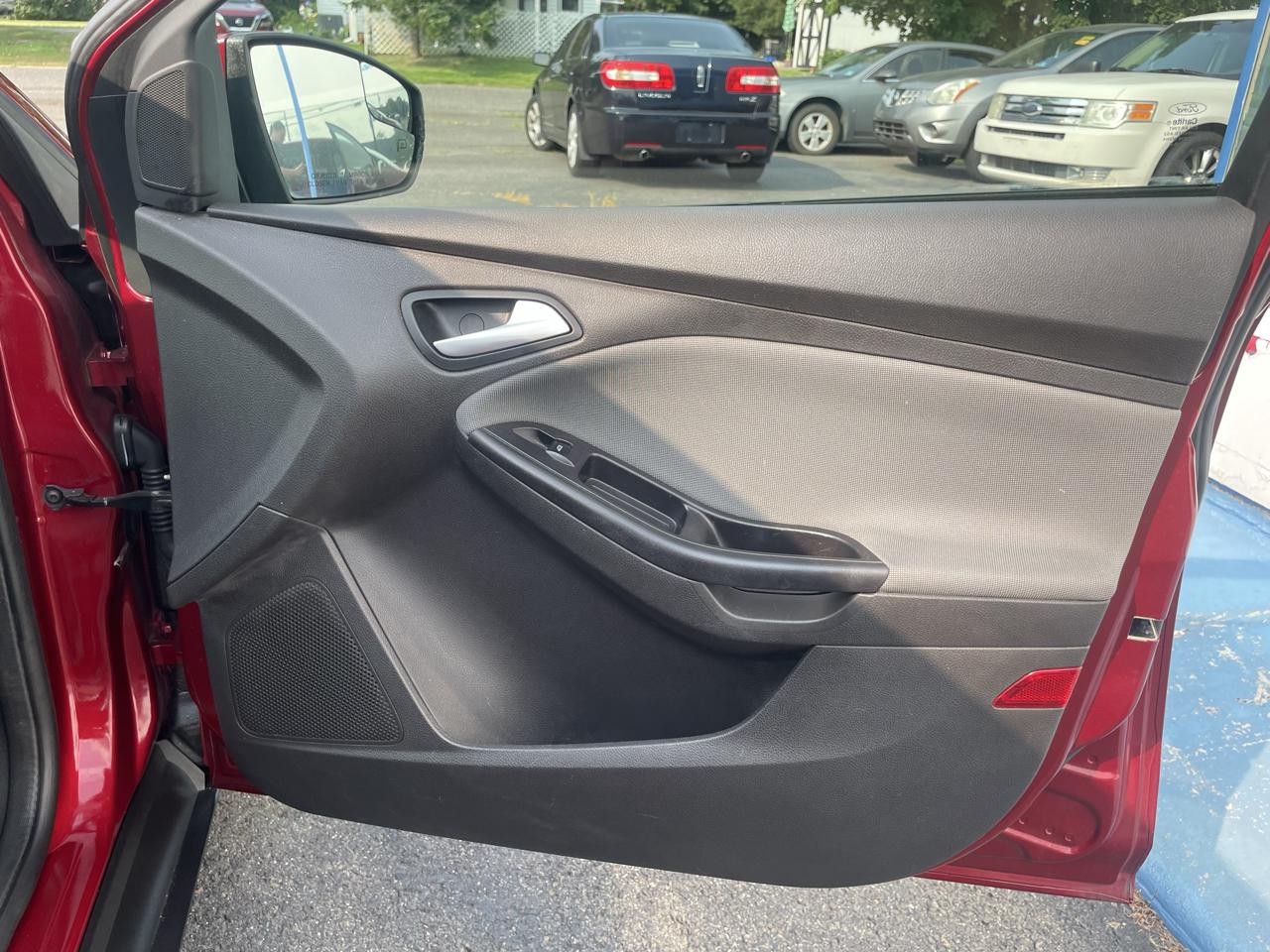 Ford Focus SE Hatch 2013