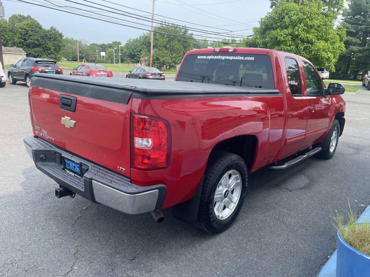 Chevrolet Silverado 1500 LTZ Double Cab 4WD 2011
