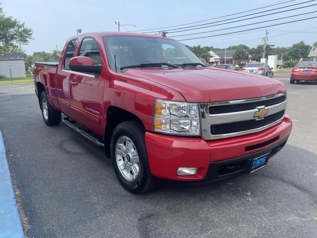 Chevrolet Silverado 1500 LTZ Double Cab 4WD 2011