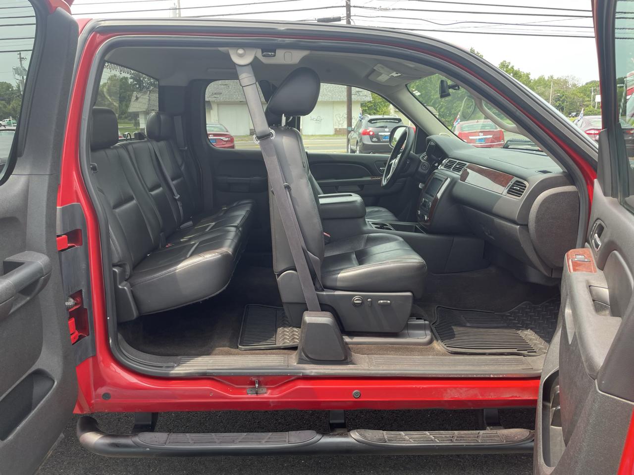 Chevrolet Silverado 1500 LTZ Double Cab 4WD 2011