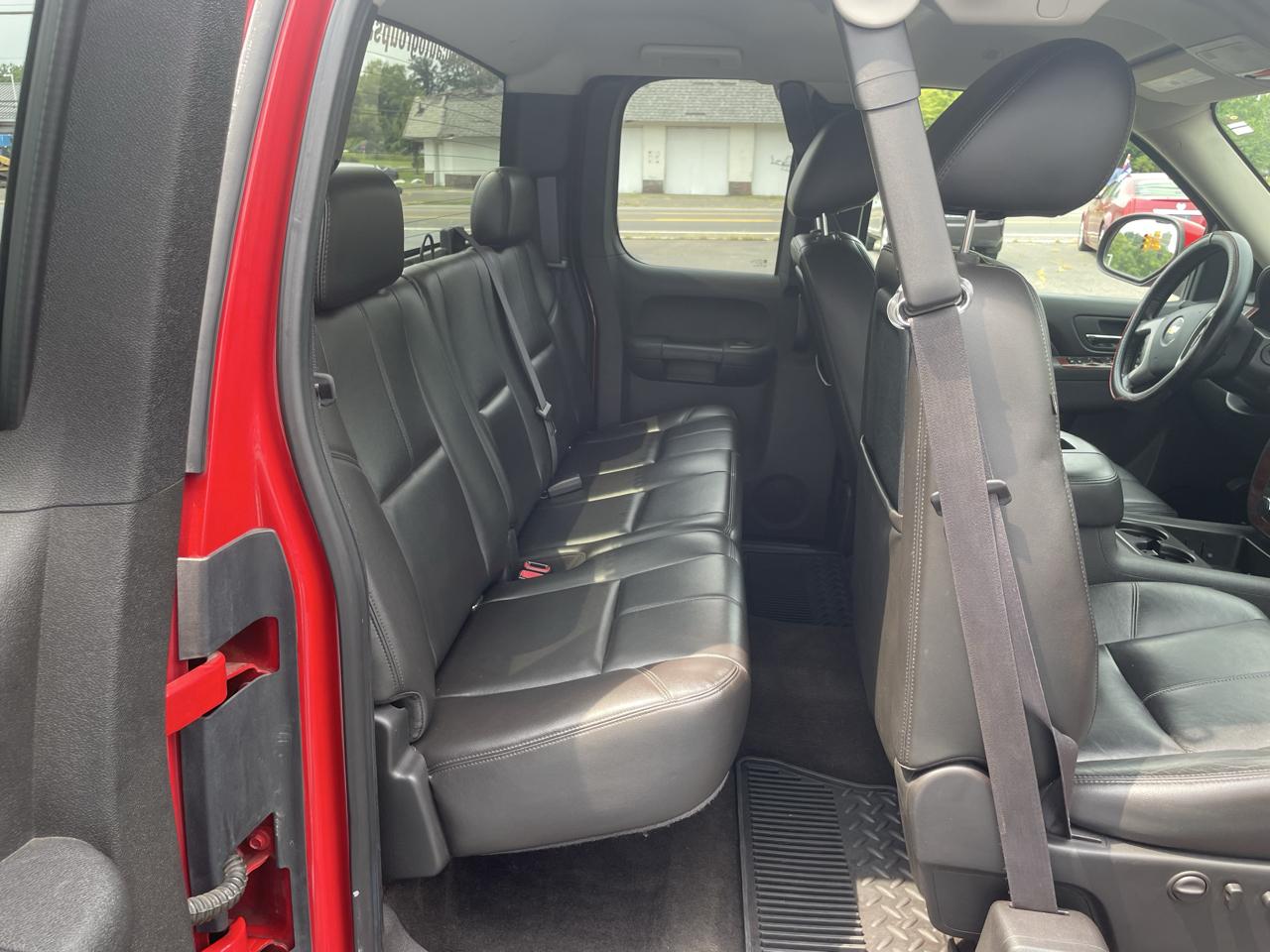 Chevrolet Silverado 1500 LTZ Double Cab 4WD 2011